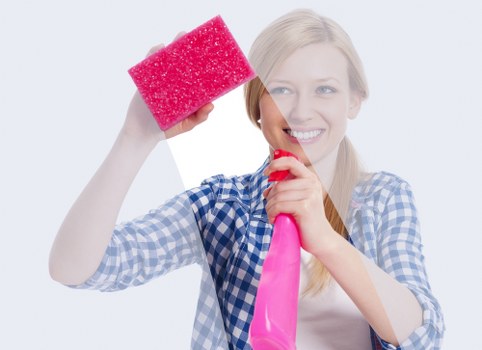 Office cleaning for a tidy workspace